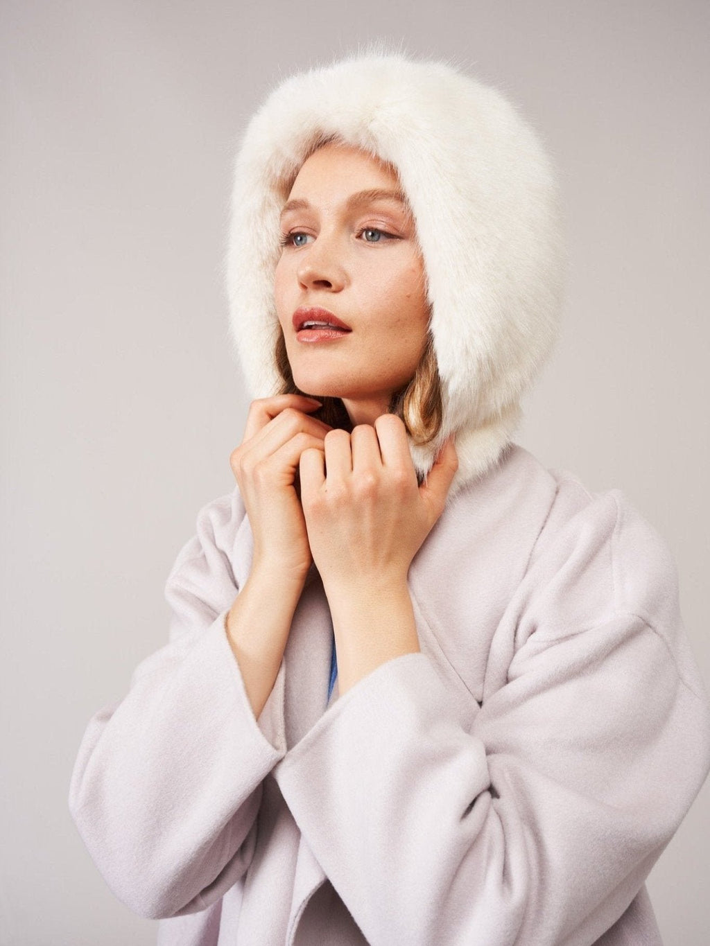 <HELEN MOORE>フェイクファー フード Helen_Moore_Faux_Fur_Hood_1024