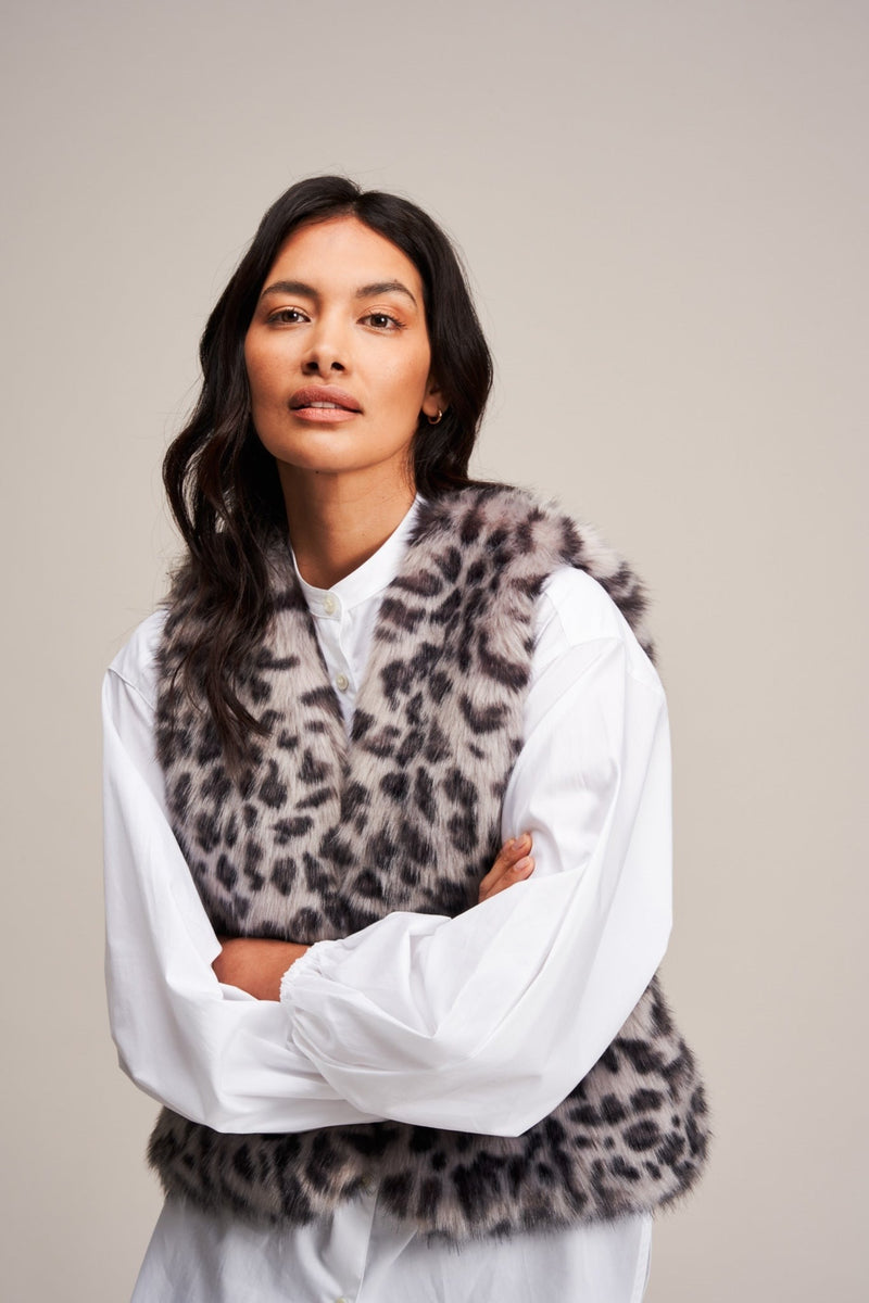 Model wearing a faux fur gilet in Silver Leopard animal print by Helen Moore