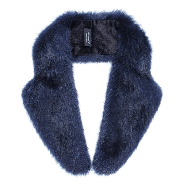 Lapel Collar by Helen Moore