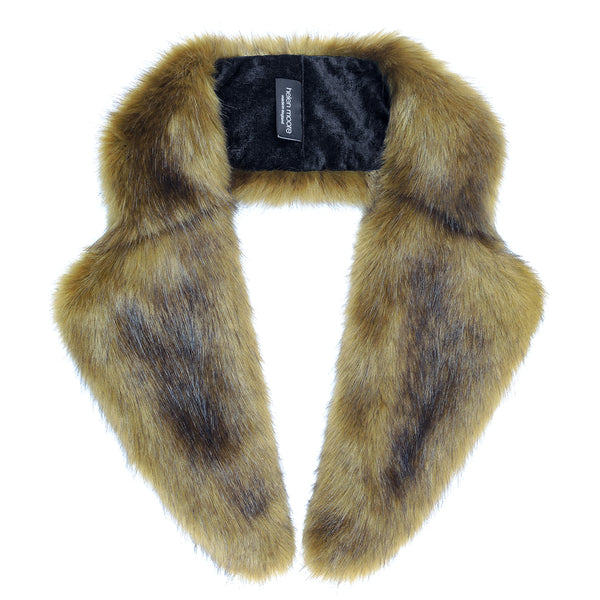 Lapel Collar by Helen Moore
