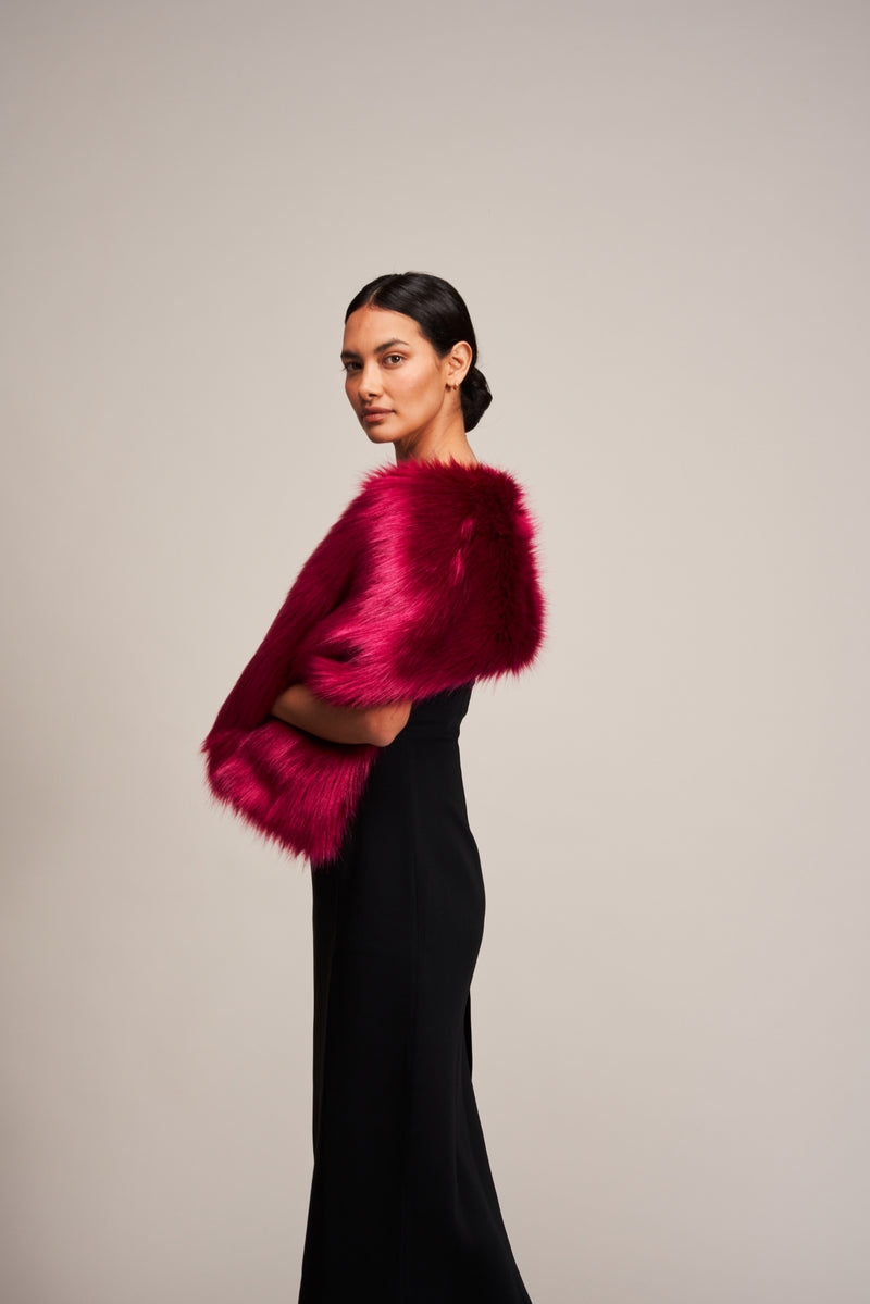 Model wearing Magenta faux fur Pocket Stole by Helen Moore