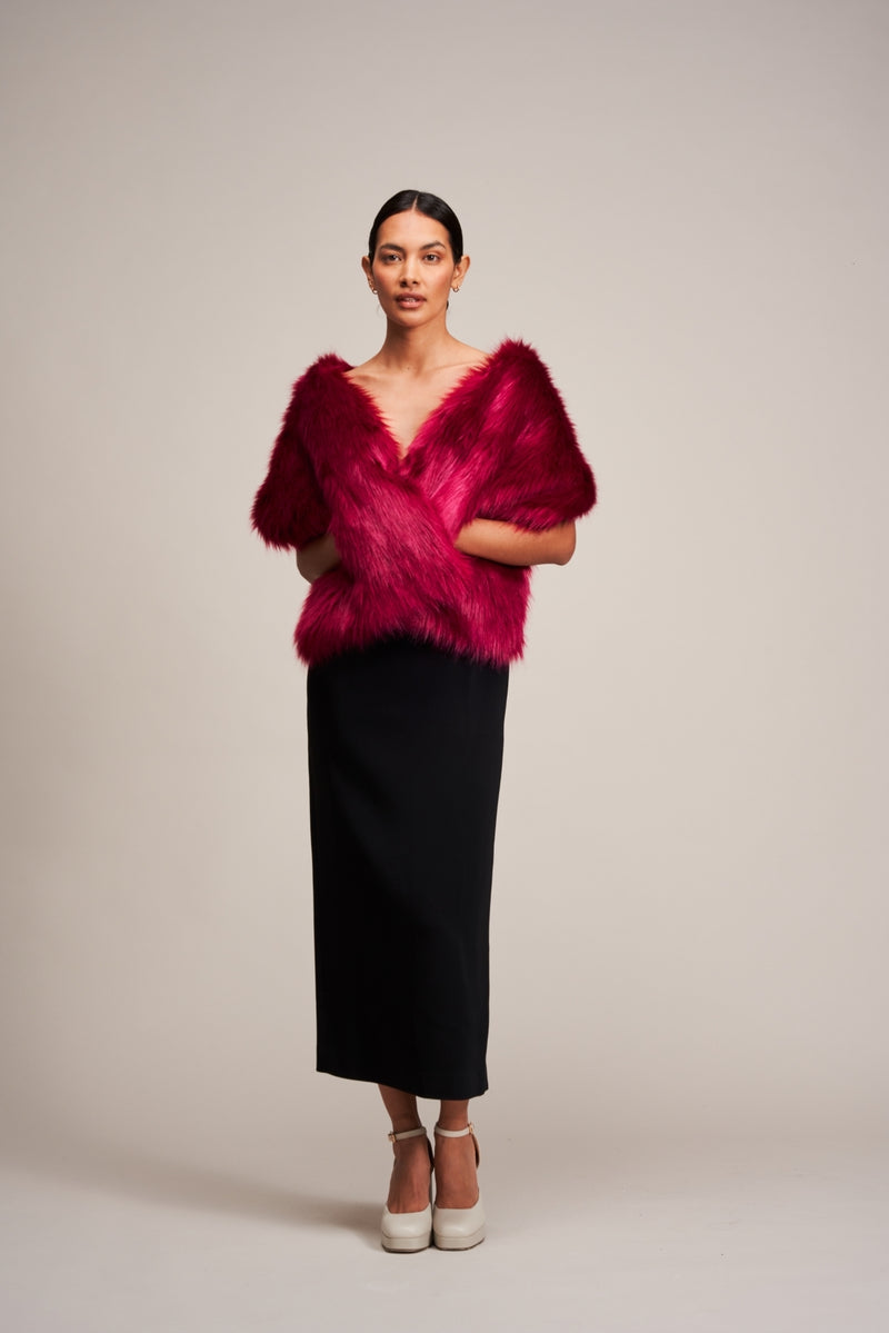 Model wearing Magenta faux fur Pocket Stole by Helen Moore