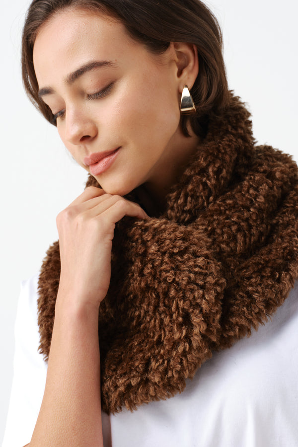 Coco Scarf by Helen Moore