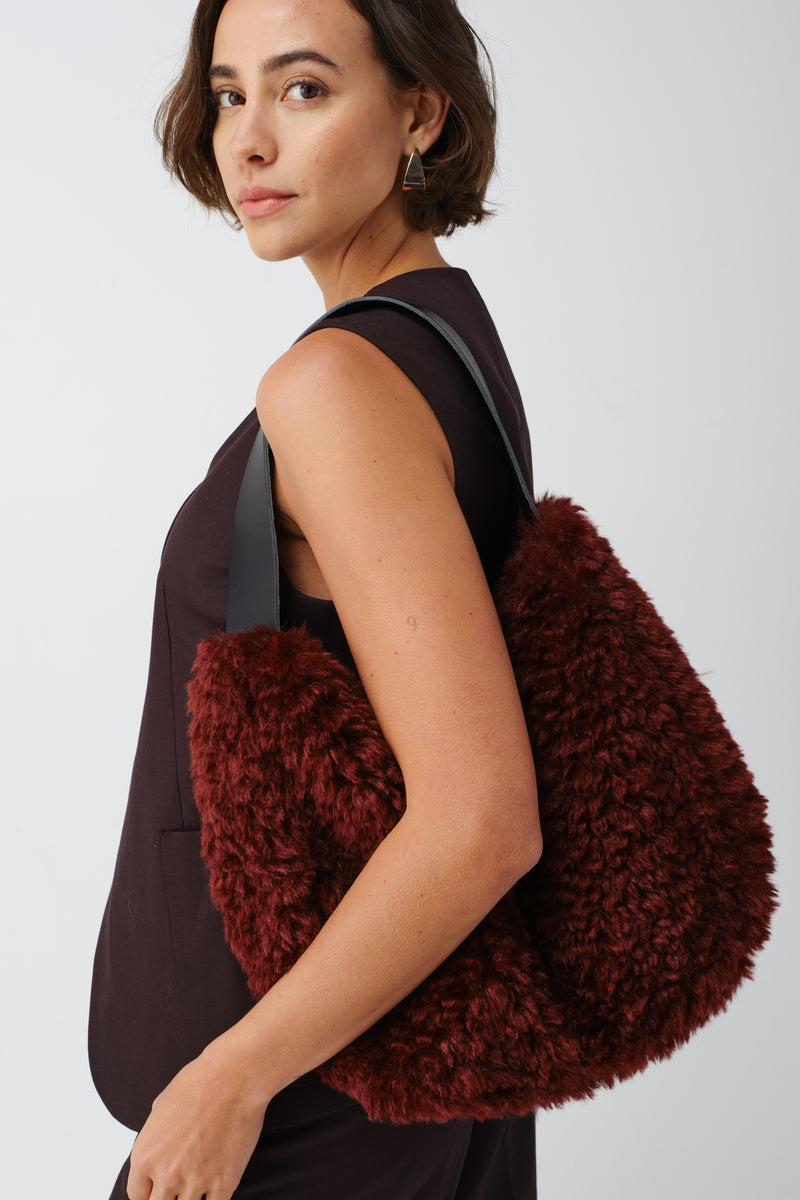 Slouch Bag by Helen Moore