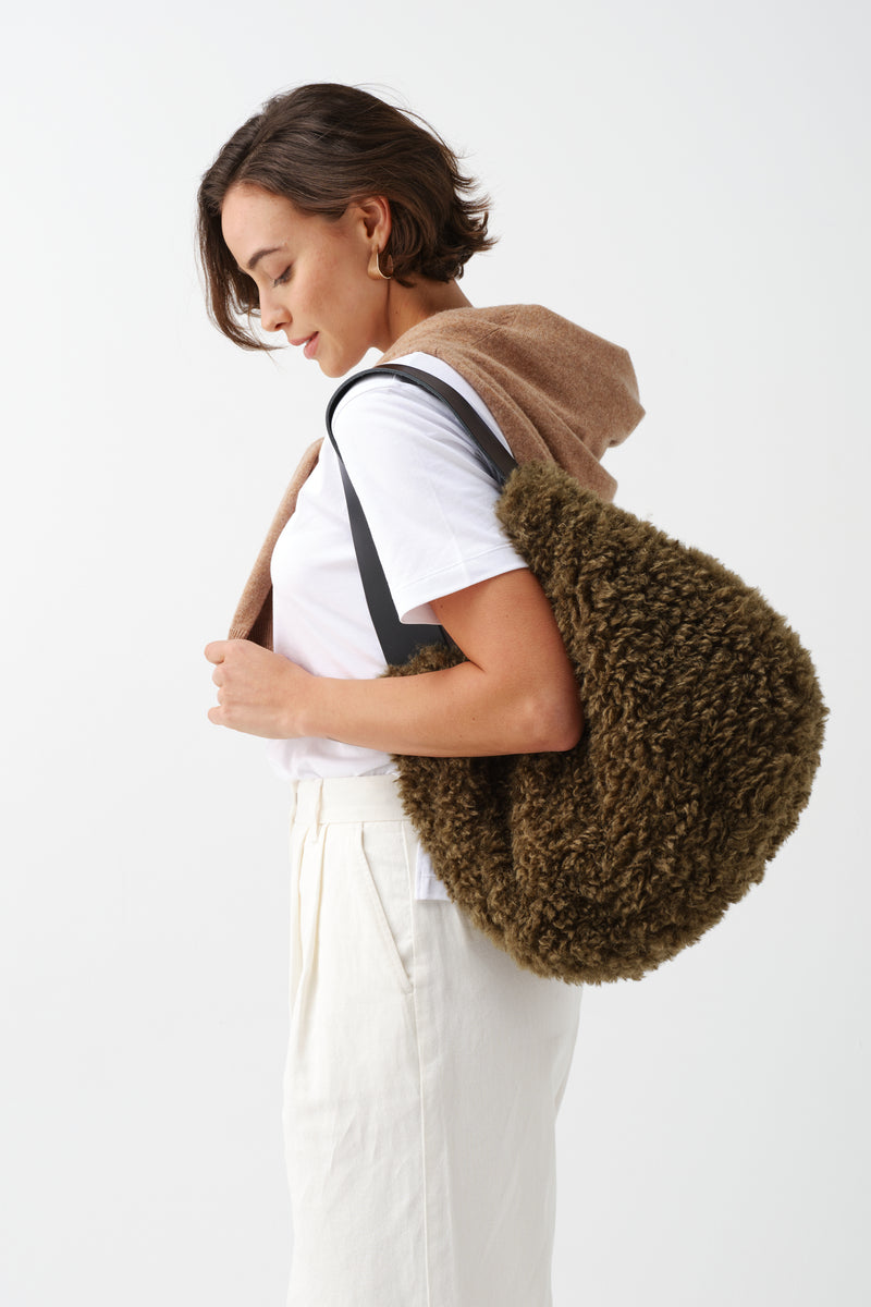 Slouch Bag by Helen Moore