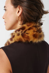 Vintage Collar by Helen Moore
